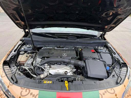 2022 Mercedes-benz Glb-class VIN W1N4M4HB4NW252219 COPART salvage auction — MINOR DENT/SCRATCHES, Wv - Certificate Of Title, sold $16,100 on 2026-07-17 (photo 9)
