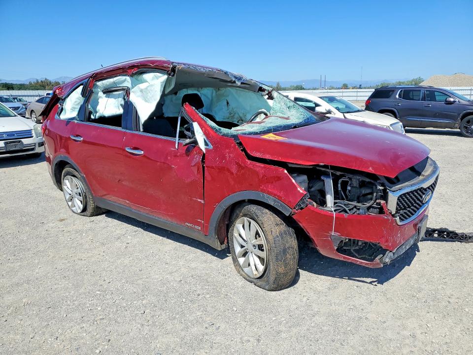 2017 Kia Sorento VIN 5XYPGDA54HG199717 COPART salvage auction — ROLLOVER, Ca - Non-Repairable Vehicle Cert, sold $125 on 2026-07-31 (photo 4)