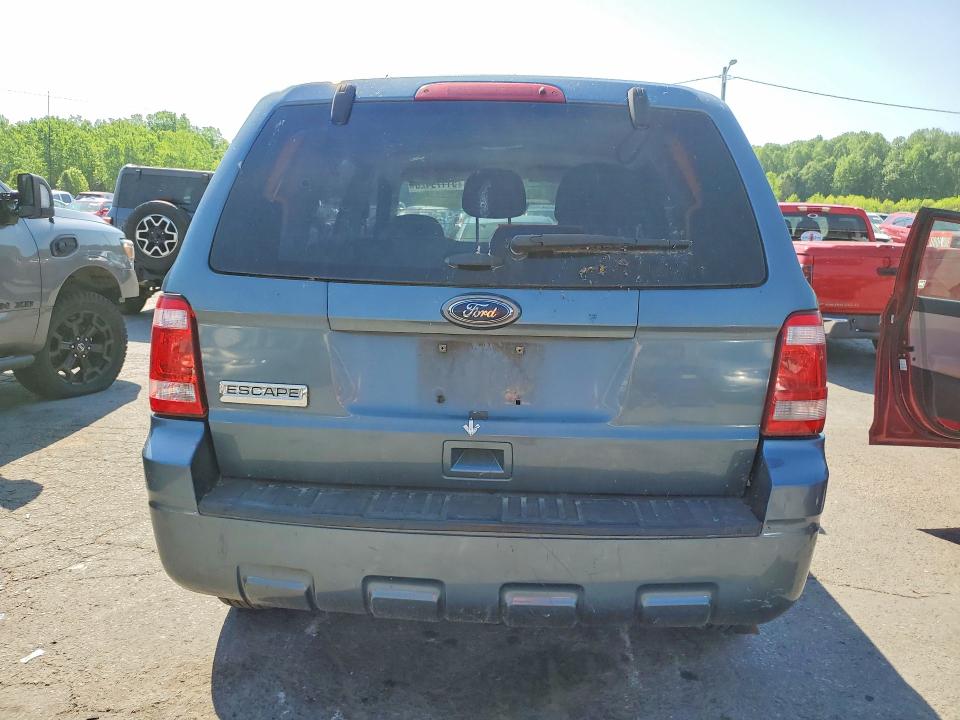 2012 Ford Escape VIN 1FMCU0C76CKA23975 COPART salvage auction — SIDE, Ky - Certificate Of Title, sold $300 on 2026-07-09 (photo 6)