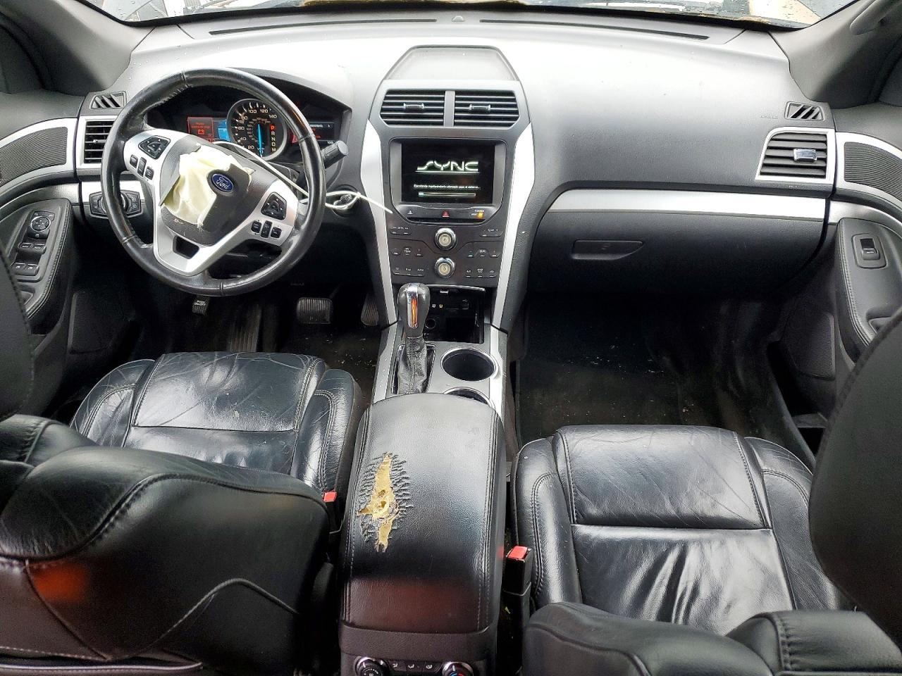 2012 Ford Explorer VIN 1FMHK7D85CGA51684 COPART salvage auction — Front End, TX - SALVAGE VEHICLE TITLE, sold $925 on 2026-06-25 (photo 8)