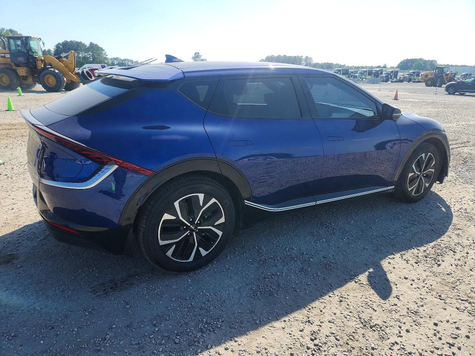 2023 Kia Ev6 VIN KNDC34LA8P5112283 COPART salvage auction — FRONT END, Salvage Title, sold $225 on 2026-07-27 (photo 3)