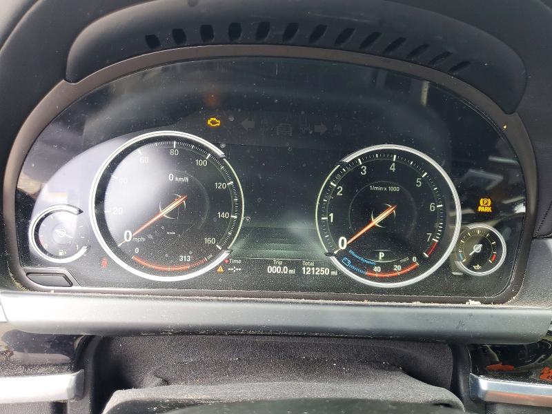 2015 BMW 6er VIN WBA6B4C53FD760974 COPART salvage auction — MINOR DENT/SCRATCHES, TX - CERTIFICATE OF TITLE, sold $3,150 on 2026-07-17 (photo 9)