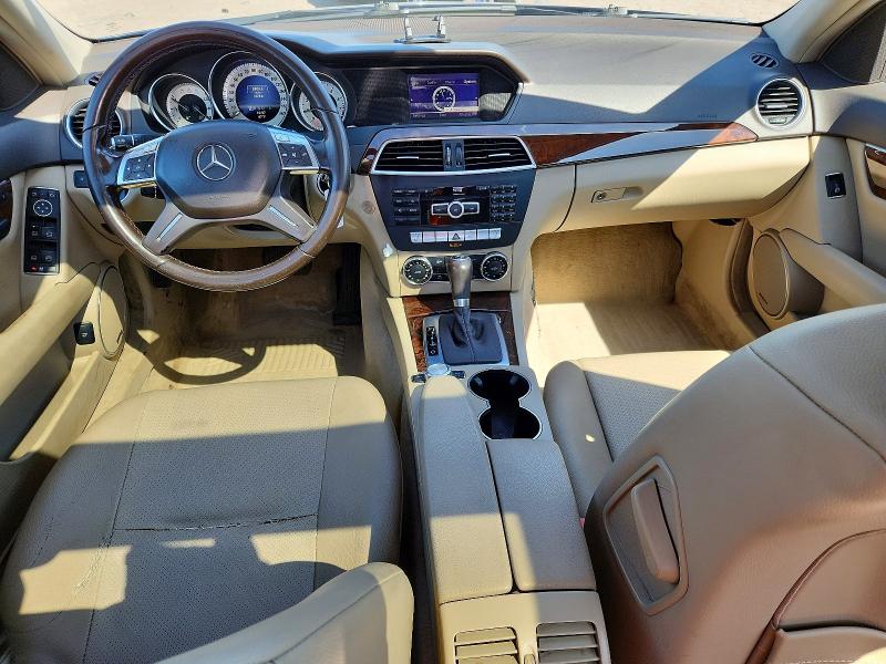 2013 Mercedes-benz C-klasse VIN WDDGF8AB8DA818920 COPART salvage auction — REAR END, Il - Salvage Certificate, sold $900 on 2026-07-10 (photo 8)