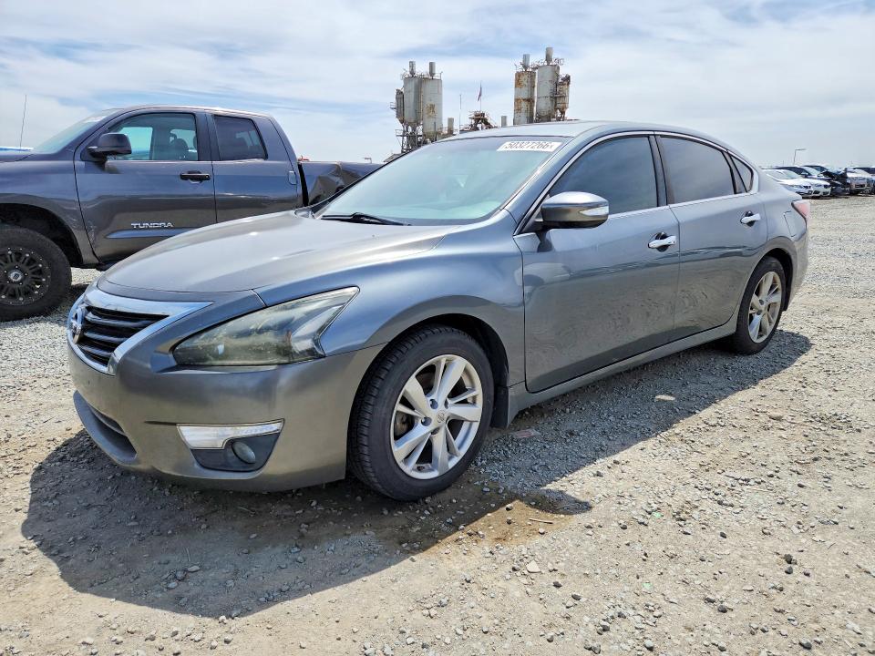 2015 Nissan Altima VIN 1N4AL3AP0FN907213 COPART salvage auction — MINOR DENT/SCRATCHES, Nc - Dis/Dlr/Exp Only Clean Title, sold $675 on 2026-07-03 (photo 1)