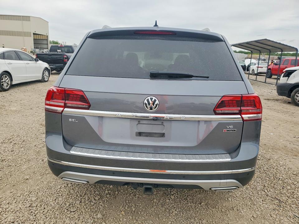 2019 Volkswagen Atlas VIN 1V2NR2CA3KC621390 COPART salvage auction — HAIL, Ks - Cert Of Title-Salvage, sold $7,800 on 2026-07-09 (photo 6)