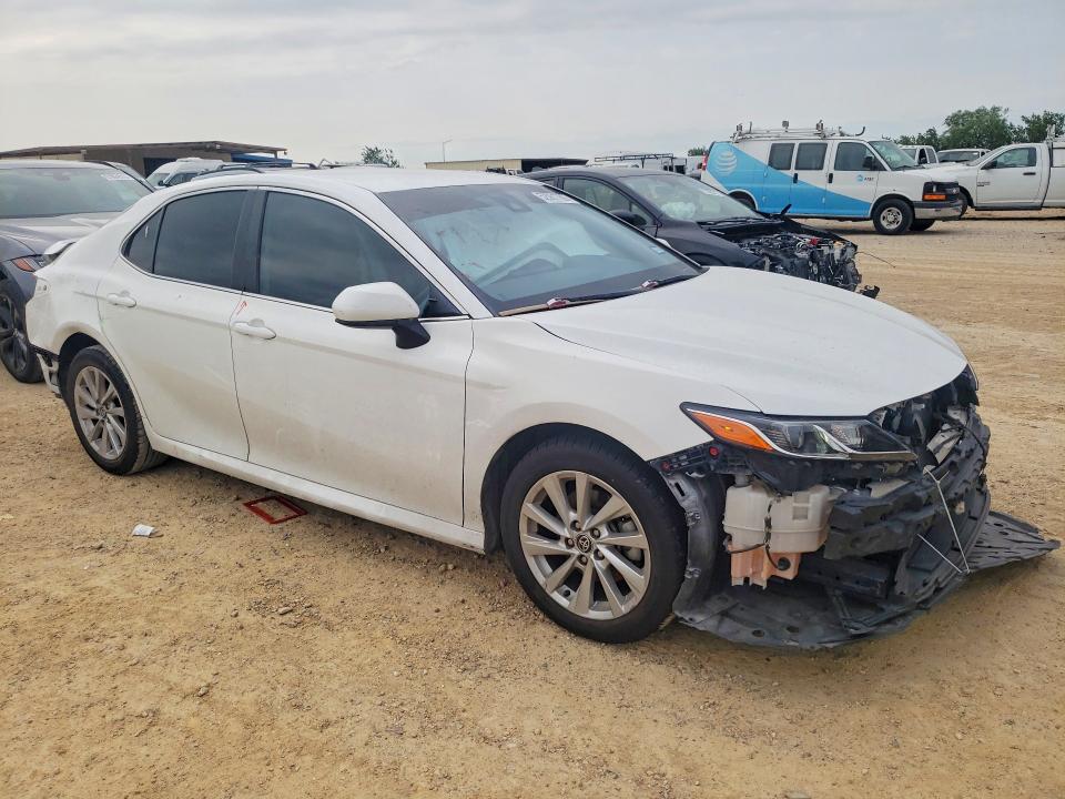 2021 Toyota Camry VIN 4T1C11AK1MU435989 COPART salvage auction — REAR END, Tx - Salvage Vehicle Title, sold $6,700 on 2026-07-02 (photo 4)