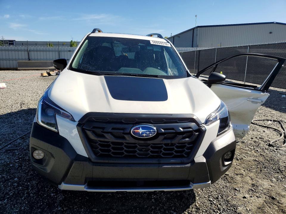 2025 Subaru Forester VIN JF2SKAHC6SH406247 COPART salvage auction — SIDE, Sc - Cert Of Title-Salvage, sold $9,800 on 2026-07-08 (photo 5)