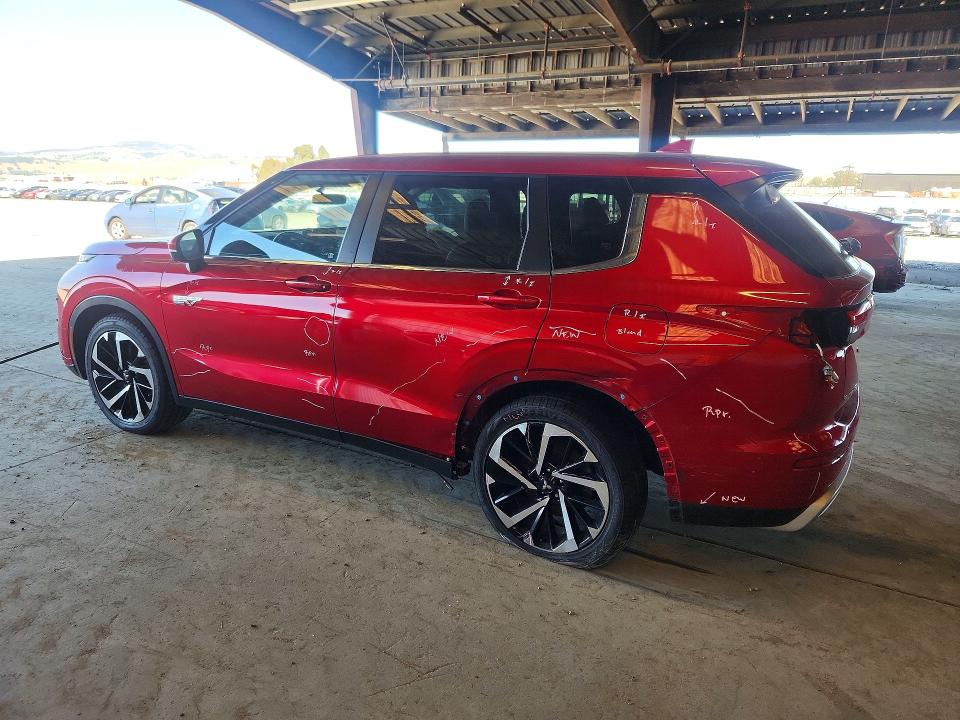 2023 Mitsubishi Outlander VIN JA4T5UA94PZ062939 COPART salvage auction — REAR END, Salvage Title, sold $12,900 on 2026-07-13 (photo 2)