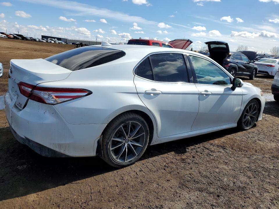 2018 Toyota VIN 4T1B21HK7JU002851 COPART salvage auction — FRONT END, Salvage Title, sold $2,800 on 2026-07-21 (photo 3)
