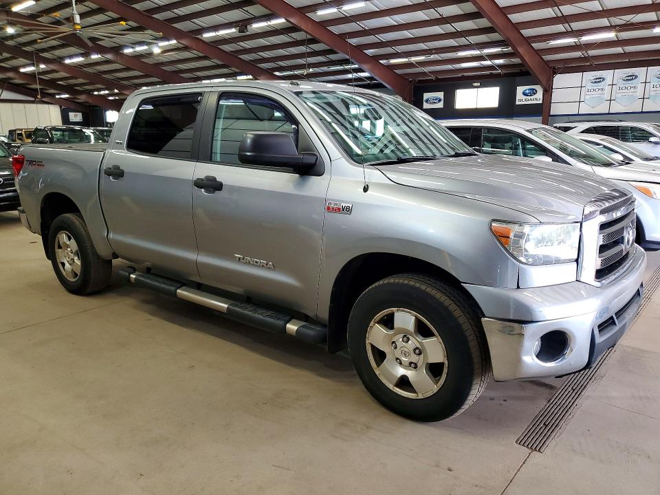 2013 Toyota Tundra VIN 5TFDY5F19DX309020 COPART salvage auction — MINOR DENT/SCRATCHES, Salvage Title, sold $650 on 2026-07-23 (photo 4)