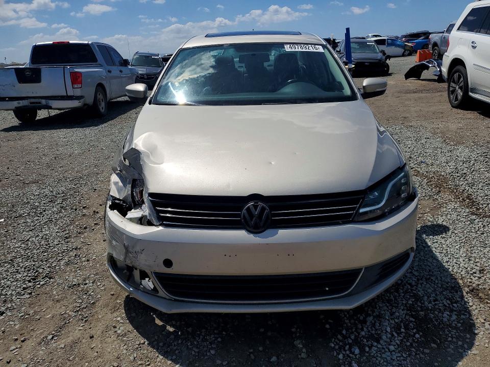 2013 Volkswagen Jetta VIN 3VWLL7AJ9DM201688 COPART salvage auction — FRONT END, Ca - Salvage Certificate, sold $125 on 2026-07-31 (photo 5)