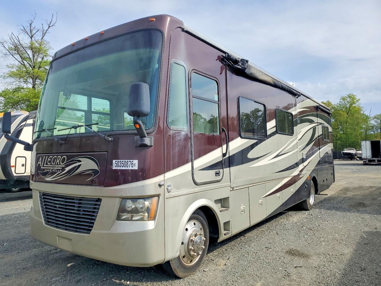 2011 Tiffin Alleg35qba VIN 1F66F5DY2B0A05938 COPART salvage auction — Rear End, MD - CERTIFICATE OF TITLE, sold $3,150 on 2026-07-07 (photo 2)
