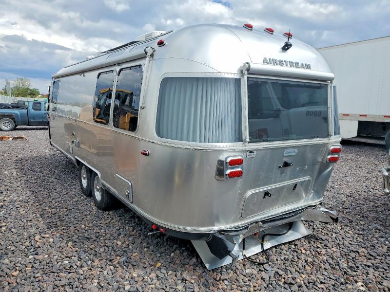 2024 Airstream Camper VIN 1STTNYL22RJ572643 COPART salvage auction — REAR END, IN - CERT OF TITLE-SALVAGE TITLE, sold $21,200 on 2026-07-30 (photo 3)