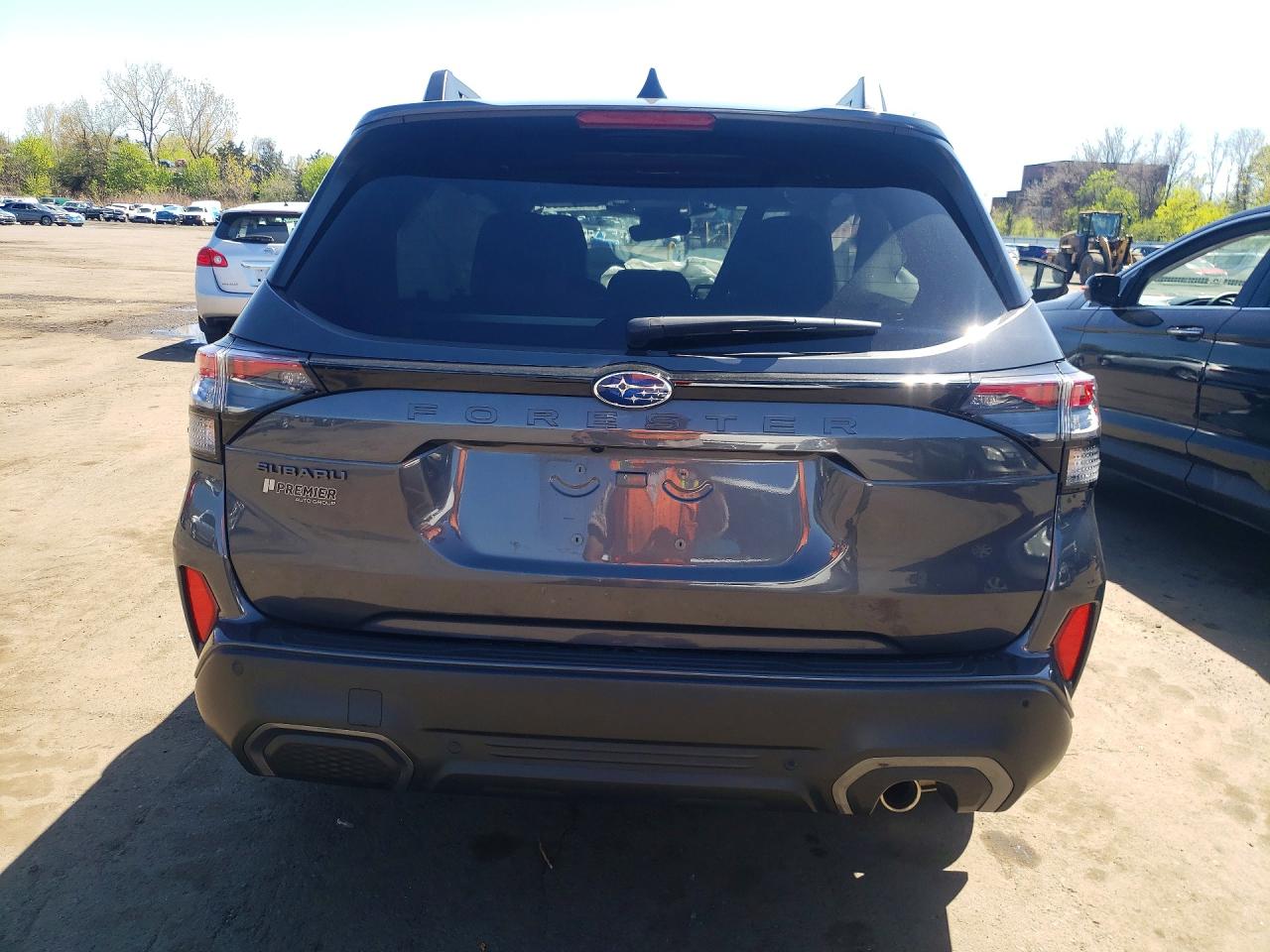 2025 Subaru Forester VIN JF2SLDRC4SH472471 COPART salvage auction — Front End, CT - CERT OF TITLE-SALVAGE, sold $4,150 on 2026-06-02 (photo 6)
