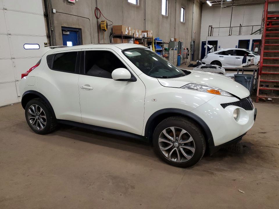 2011 Nissan Juke VIN JN8AF5MR5BT005418 COPART salvage auction — MECHANICAL, Mn - Certificate Of Title, sold $1,650 on 2026-07-09 (photo 4)