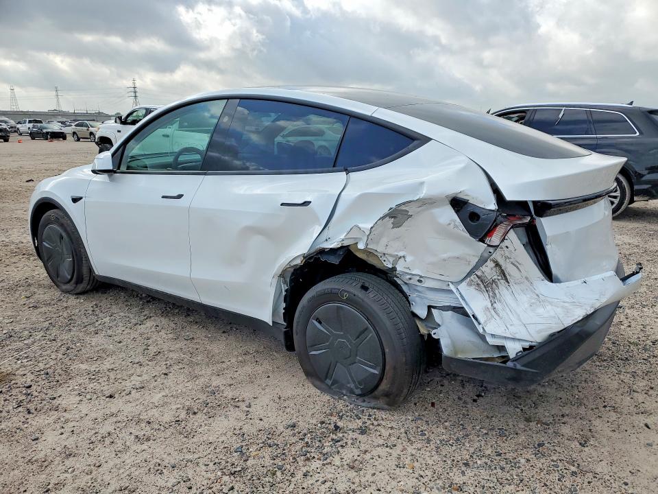 2026 Tesla Model y VIN 7SAYGDED3TA626312 COPART salvage auction — REAR END, Tx - Salvage Vehicle Title, sold $16,400 on 2026-07-10 (photo 2)