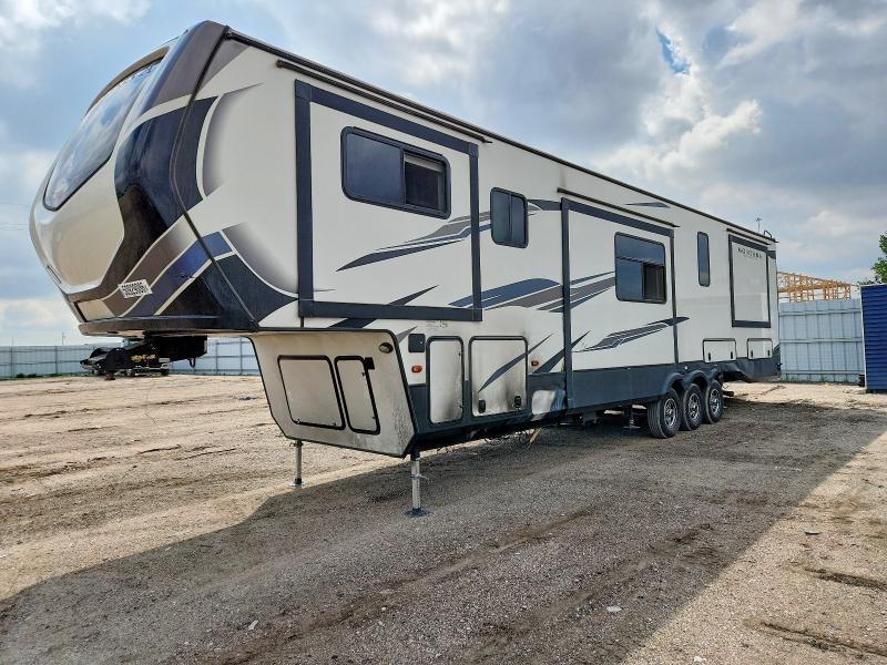 2021 Keystone Montana VIN 4YDF38331MA742605 COPART salvage auction — BURN, NE - CERT OF TITLE-SALVAGE, sold $8,600 on 2026-08-18 (photo 2)