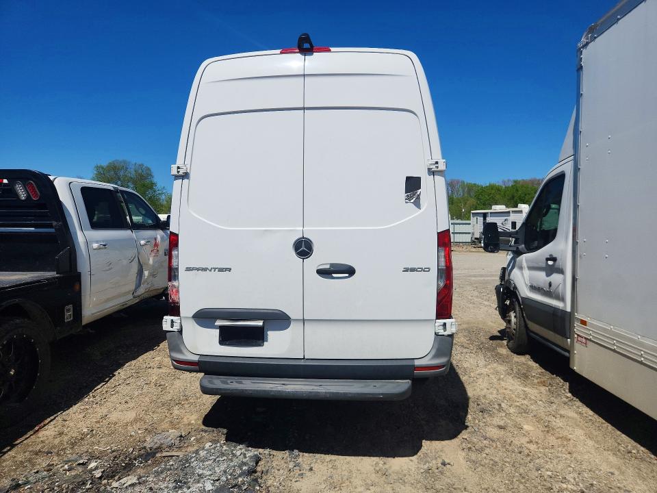 2022 Mercedes-benz Sprinter VIN W1Y40CHY6NT104474 COPART salvage auction — MINOR DENT/SCRATCHES, GA - CERTIFICATE OF TITLE, sold $9,300 on 2026-07-27 (photo 6)