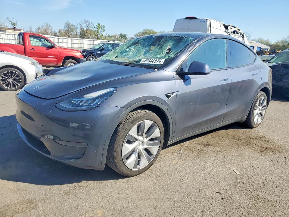 2023 Tesla Model y VIN 7SAYGDEE3PA036061 COPART salvage auction — FRONT END, NJ - CERT OF TITLE-SALVAGE, sold $13,100 on 2026-07-28 (photo 1)