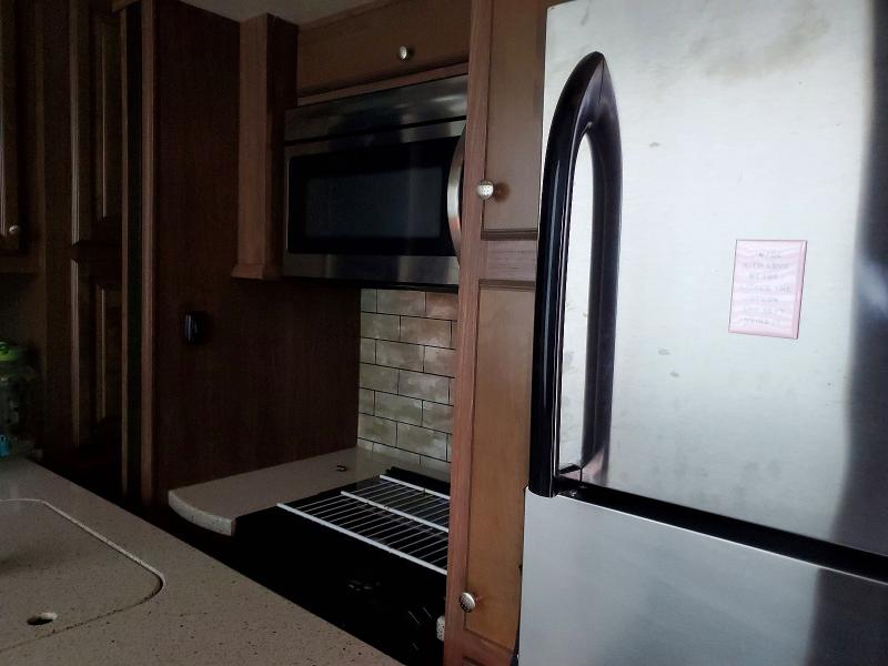 2016 Heartland rv VIN 5SFBG432XGE317366 COPART salvage auction — MINOR DENT/SCRATCHES, TN - SALVAGE CERTIFICATE, sold $11,200 on 2026-07-16 (photo 9)