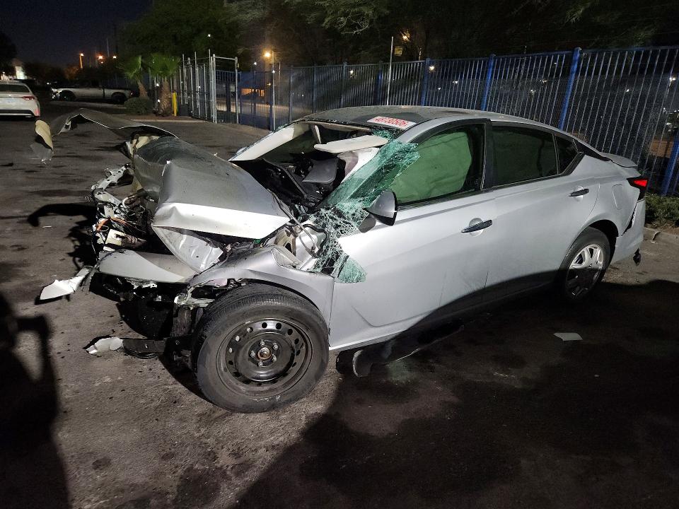 2020 Nissan Altima VIN 1N4BL4BV2LC245004 COPART salvage auction — FRONT END, Nv - Non-Repairable Vehicle Cert, sold $125 on 2026-07-09 (photo 1)