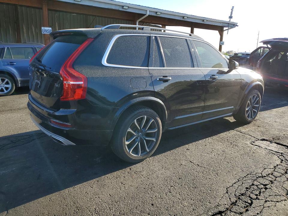 2016 Volvo Xc90 VIN YV4A22PK6G1094355 COPART salvage auction — MINOR DENT/SCRATCHES, CO - DIS/DLR/EXP ONLY CLEAN TITLE, sold $3,000 on 2026-07-02 (photo 3)