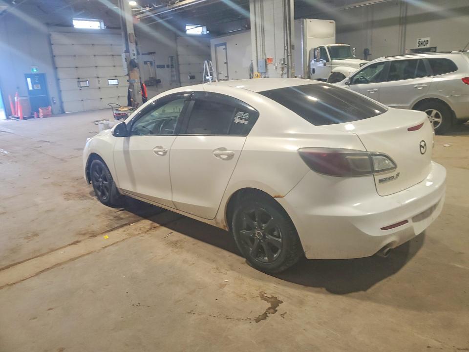 2013 Mazda 3 VIN JM1BL1UF1D1736062 COPART salvage auction — FRONT END, NB - SALVAGE TITLE, sold $325 on 2026-07-09 (photo 2)