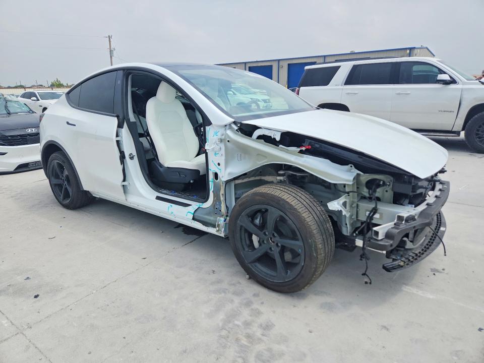 2026 Tesla VIN 7SAYGDEE5TA439985 COPART salvage auction — FRONT END, Tx - Salvage Vehicle Title, sold $24,100 on 2026-07-31 (photo 4)