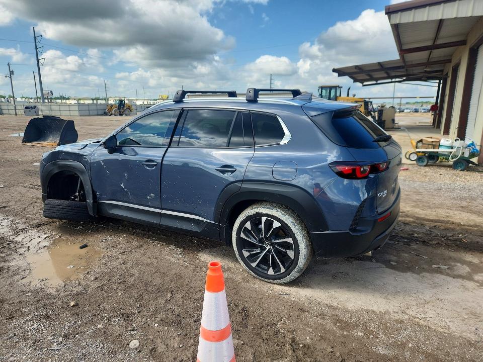 2025 Mazda Cx-50 VIN 7MMVAAEW8SN142656 COPART salvage auction — FRONT END, Tx - Salvage Vehicle Title, sold $16,200 on 2026-07-22 (photo 2)