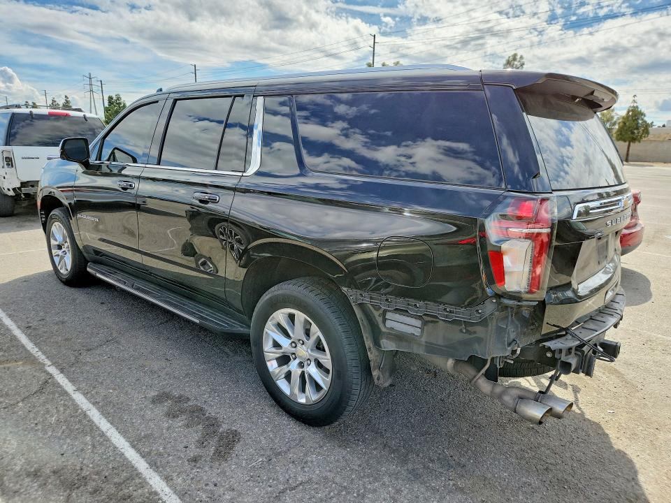 2022 Chevrolet Suburban VIN 1GNSCFKDXNR119011 COPART salvage auction — REAR END, Ca - Salvage Certificate, sold $13,100 on 2026-07-02 (photo 2)