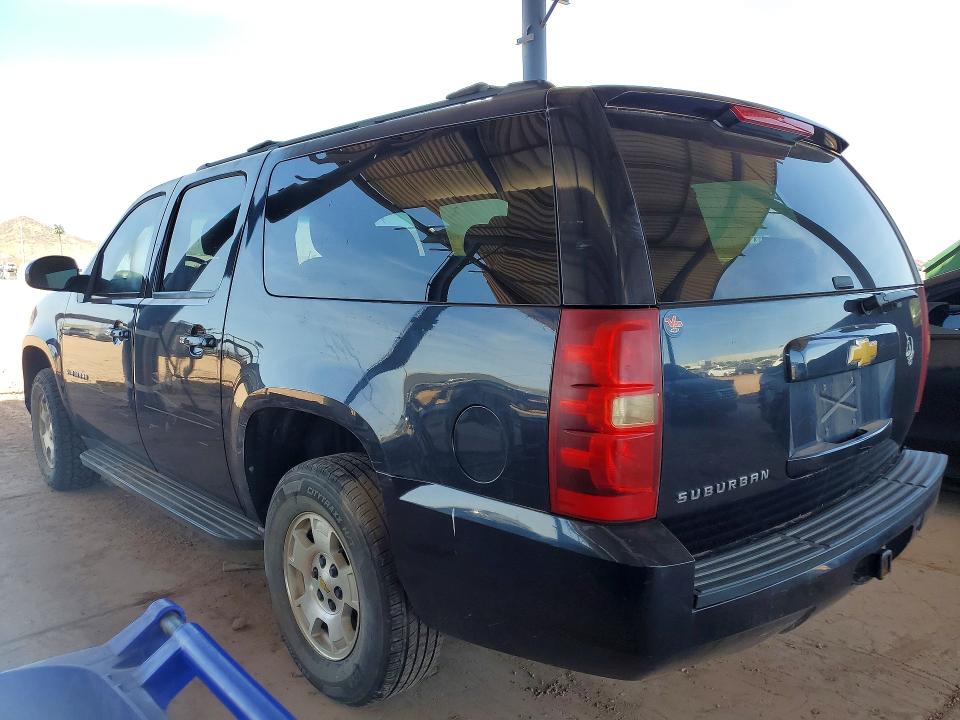 2013 Chevrolet Suburban VIN 1GNSCHE02DR212835 COPART salvage auction — MECHANICAL, Az - Certificate Of Title, sold $3,000 on 2026-09-10 (photo 2)