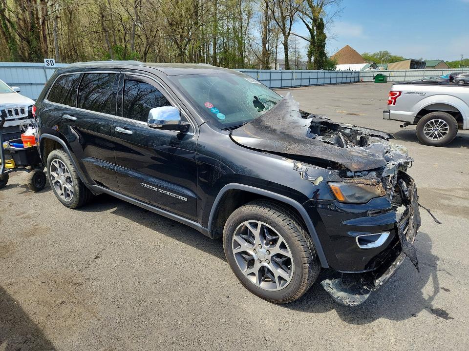 2019 Jeep Grand cherokee VIN 1C4RJFBG3KC554961 COPART salvage auction — ENGINE BURN, Id - Salvage Certificate Of Title, sold $375 on 2026-07-02 (photo 4)