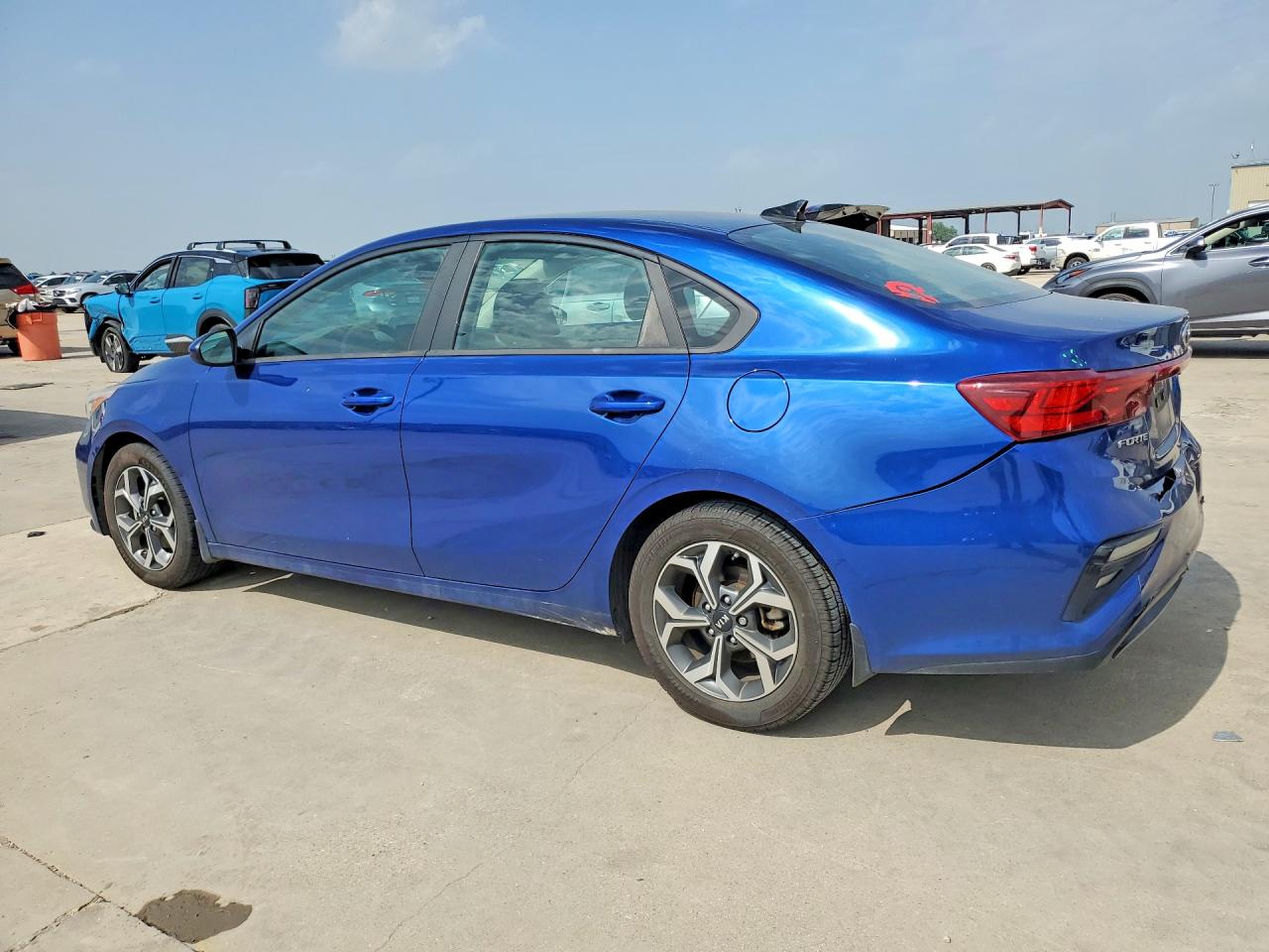 2020 Kia Forte VIN 3KPF24AD7LE218249 COPART salvage auction — Rear End, TX - SALVAGE VEHICLE TITLE, sold $4,200 on 2026-06-25 (photo 2)