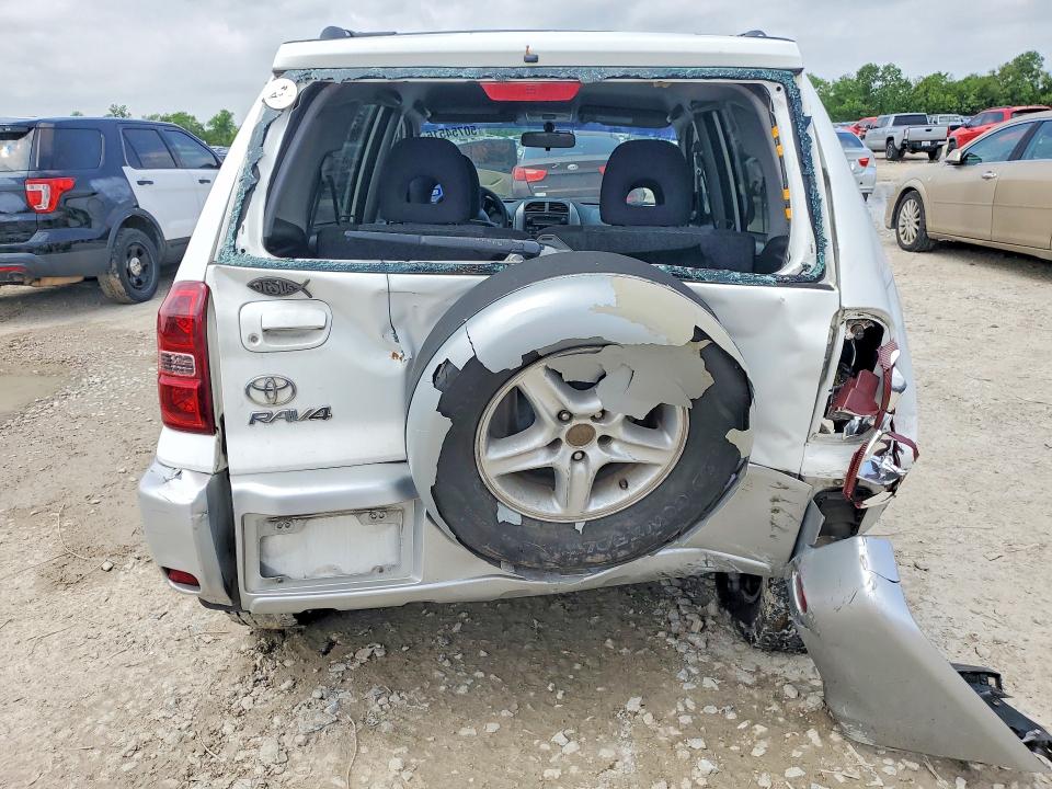 2004 Toyota Rav 4 VIN JTEGD20V940019738 COPART salvage auction — REAR END, Tx - Salvage Vehicle Title, sold $350 on 2026-07-31 (photo 6)