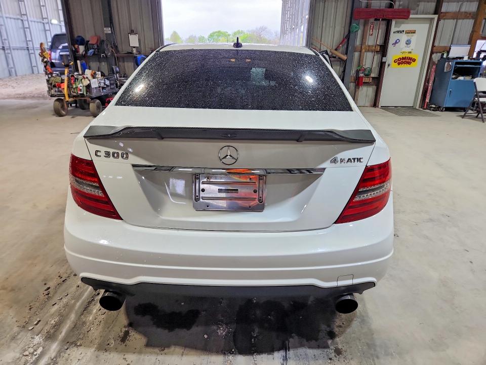 2013 Mercedes-benz C-klasse VIN WDDGF8AB5DR245041 COPART salvage auction — FRONT END, Mo - Salvage Certificate Of Title, sold $300 on 2026-07-28 (photo 6)