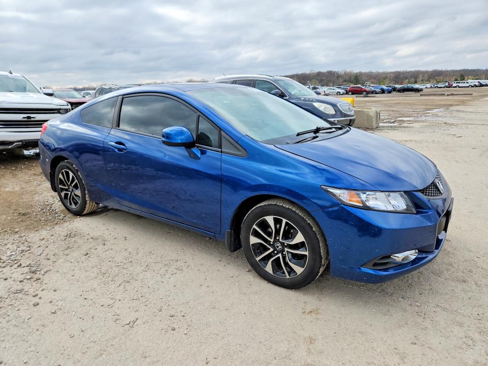 2013 Honda VIN 2HGFG3B88DH520279 COPART salvage auction — HAIL, Tx - Salvage Vehicle Title, sold $125 on 2026-07-09 (photo 4)