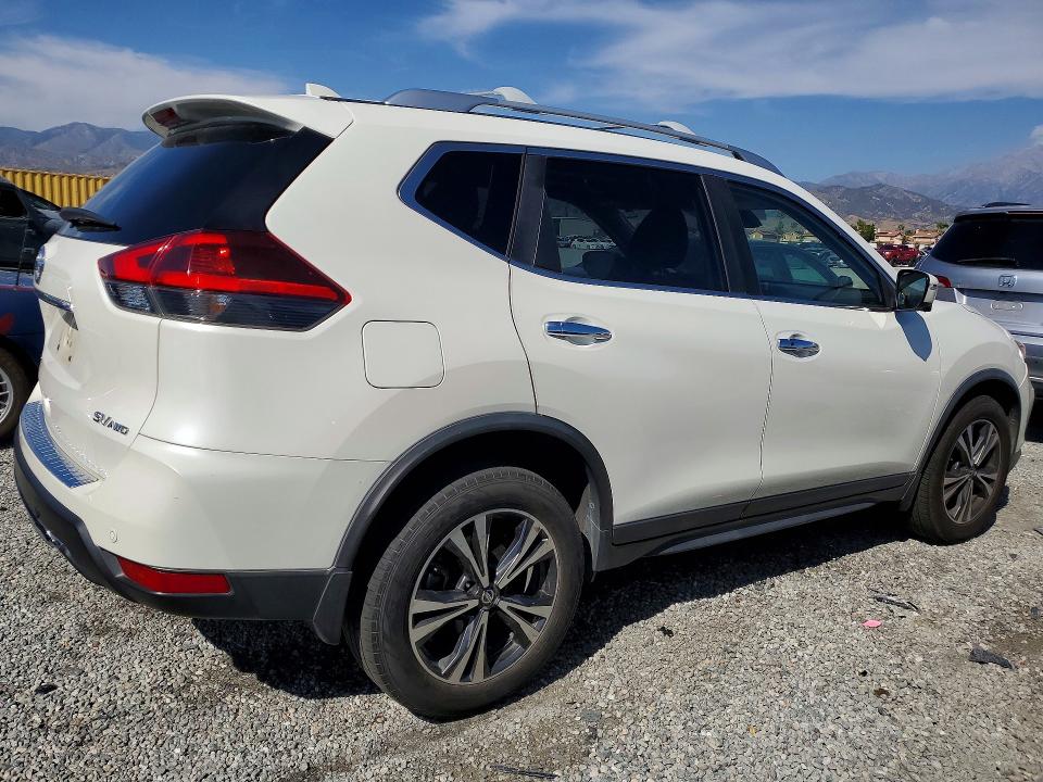 2020 Nissan Rogue VIN JN8AT2MV6LW109548 COPART salvage auction — MINOR DENT/SCRATCHES, CA - SALVAGE CERTIFICATE, sold $4,900 on 2026-07-08 (photo 3)