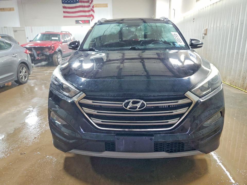 2017 Hyundai Tucson VIN KM8J3CA29HU339143 COPART salvage auction — HAIL, Il - Salvage Certificate, sold $3,050 on 2026-07-16 (photo 5)