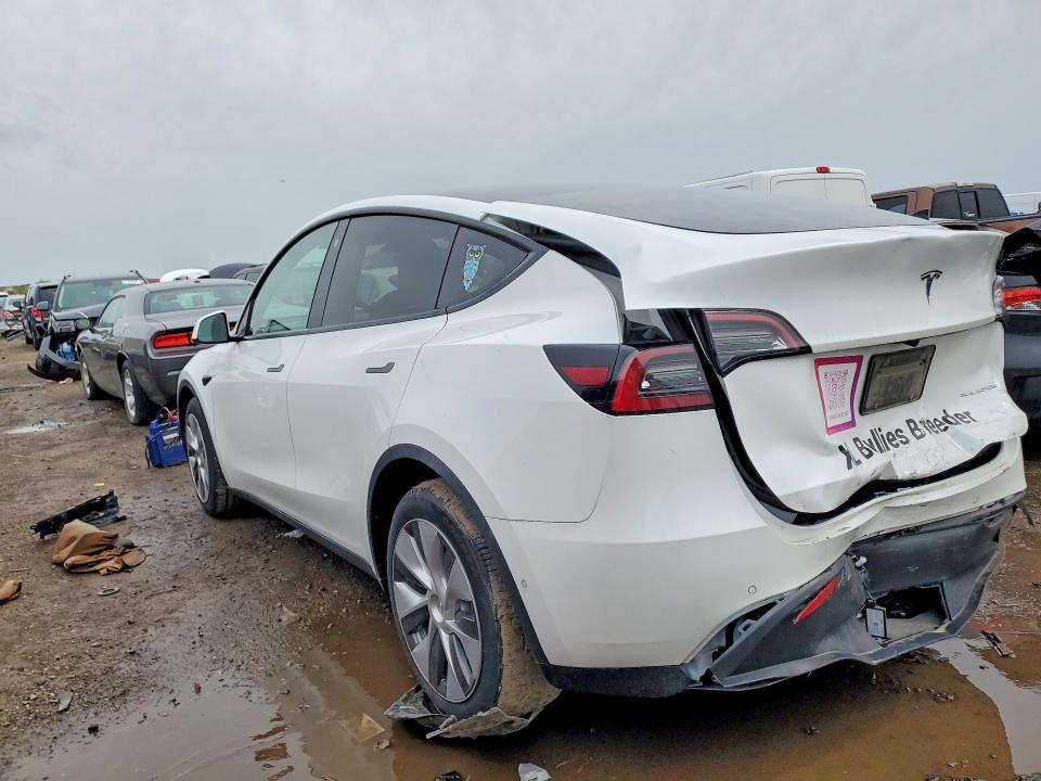 2022 Tesla Model y VIN 7SAYGDEE8NA012920 COPART salvage auction — REAR END, Il - Salvage Certificate, sold $8,100 on 2026-07-02 (photo 2)