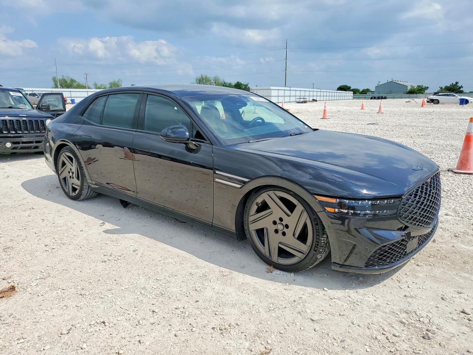 2026 Genesis G90 VIN KMTFD4SDXTU057388 COPART salvage auction — UNDERCARRIAGE, Tx - Salvage Vehicle Title, sold $42,000 on 2026-07-02 (photo 4)