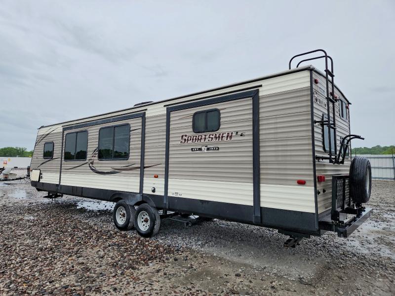 2019 Kz 332bhle sportsmen VIN 4EZTU3329K5053185 COPART salvage auction — VANDALISM, IL - SALVAGE CERTIFICATE, sold $4,400 on 2026-07-23 (photo 3)