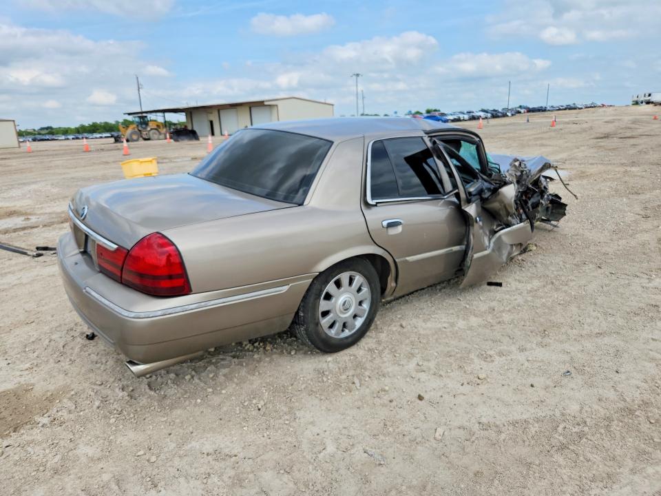 2003 Mercury Grand marquis VIN 2MEFM75WX3X704439 COPART salvage auction — FRONT END, Tx - Salvage Vehicle Title, sold $425 on 2026-07-08 (photo 3)