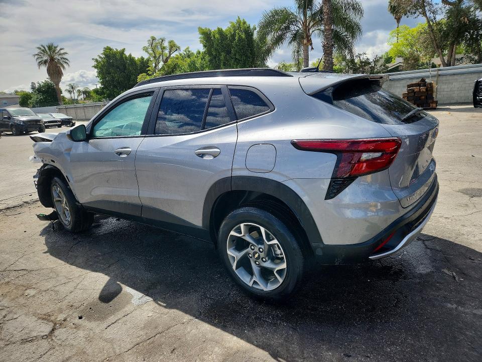 2025 Chevrolet Trax VIN KL77LHEP8SC243077 COPART salvage auction — FRONT END, Fl - Certificate Of Destruction, sold $1,850 on 2026-07-17 (photo 2)