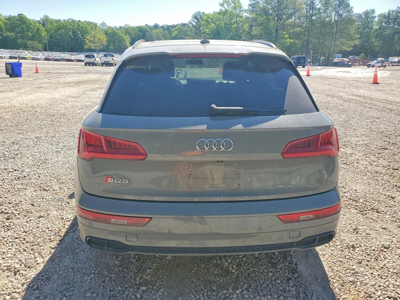 2019 Audi SQ5 VIN WA1B4AFY5K2070661 COPART salvage auction — Minor Dent/Scratches, Sc - Salvage Title, sold $8,000 on 2026-07-10 (photo 6)