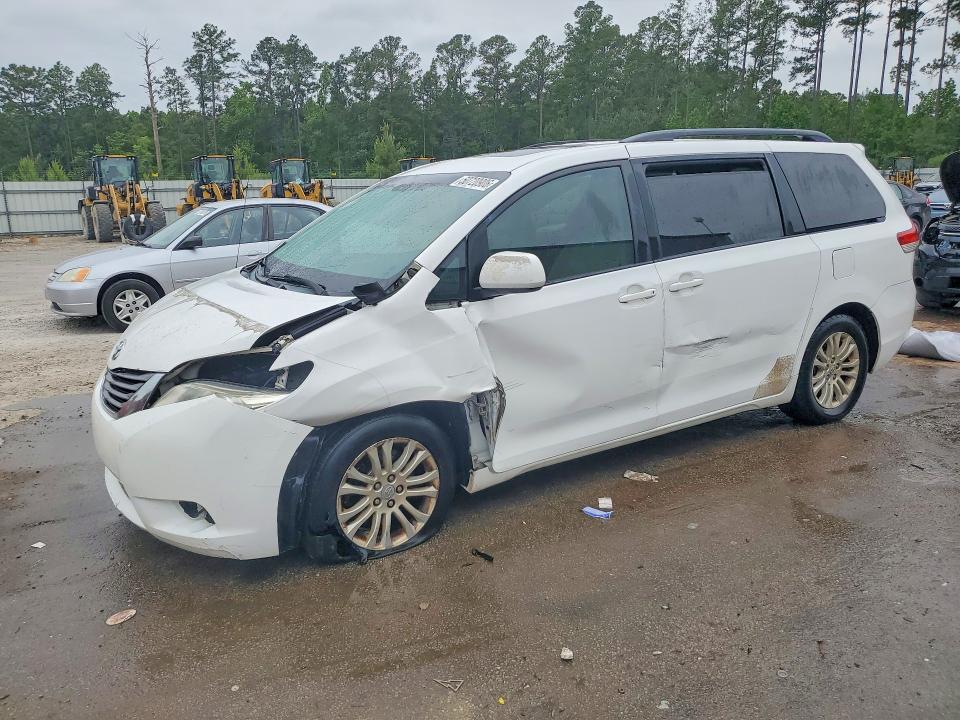2014 Toyota Sienna VIN 5TDYK3DC4ES503182 COPART salvage auction — FRONT END, Sc - Cert Of Title-Salvage, sold $1,200 on 2026-07-06 (photo 1)