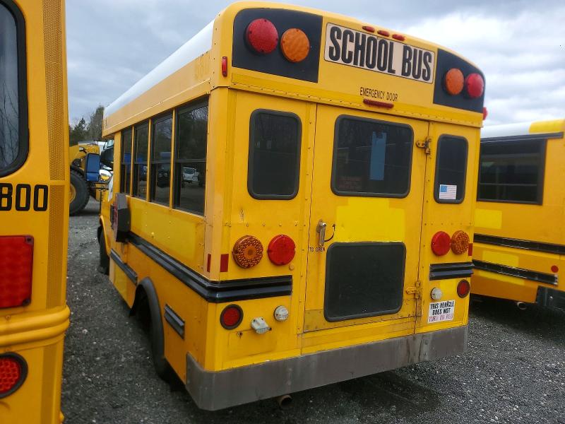 2009 Chevrolet Bus VIN 1GBHG31C781222683 COPART salvage auction — FRONT END, Ny - Certificate Of Title, sold $2,500 on 2026-07-09 (photo 3)