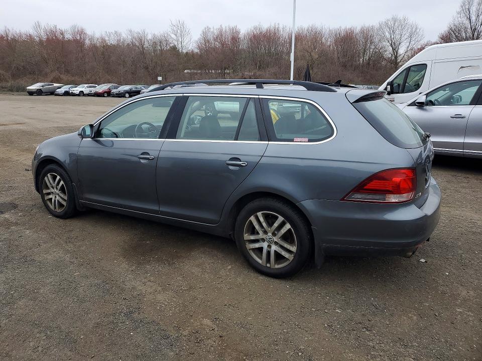 2013 Volkswagen Jetta VIN 3VWPL7AJXDM642327 COPART salvage auction — MINOR DENT/SCRATCHES, Vt - Certificate Of Title, sold $15,000 on 2026-07-27 (photo 2)