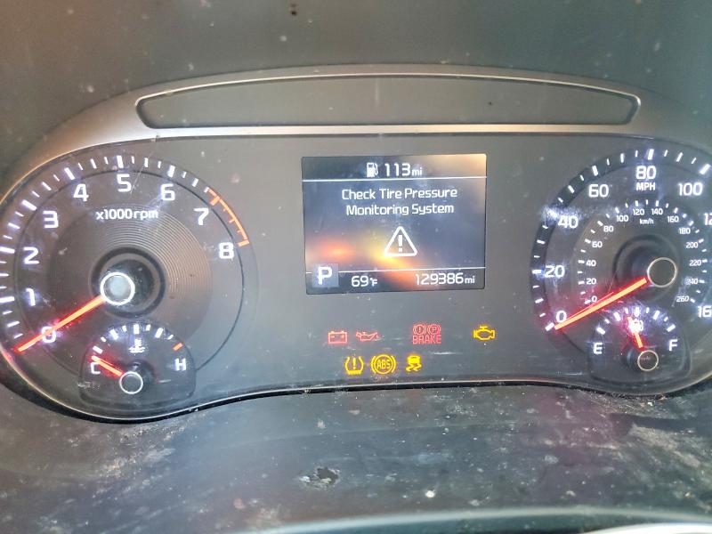 2020 Kia Soul VIN KNDJ63AU3L7085644 COPART salvage auction — MINOR DENT/SCRATCHES, In - Certificate Of Title, sold $1,250 on 2026-07-09 (photo 9)