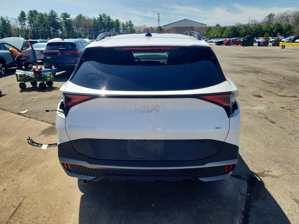 2024 Kia Sportage VIN 5XYK6CDF9RG202009 COPART salvage auction — FRONT END, RI - SALVAGE CERTIFICATE OF TITLE, sold $7,500 on 2026-07-02 (photo 6)