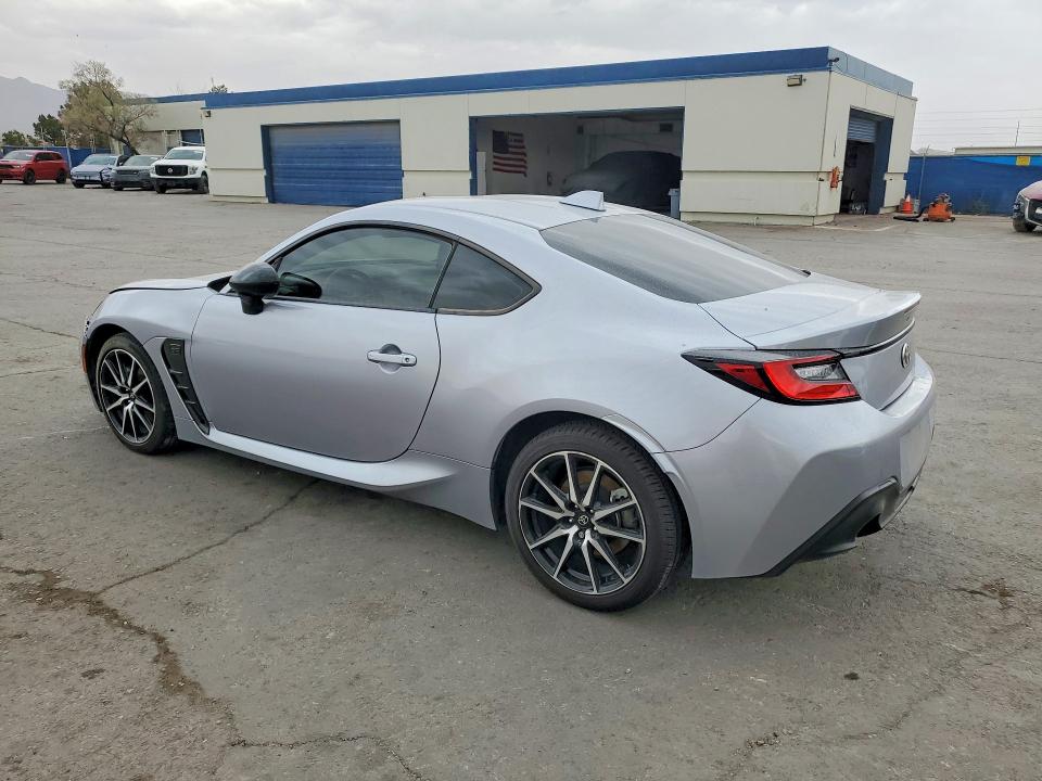 2024 Toyota Gr 86 VIN JF1ZNBB13R9757693 COPART salvage auction — FRONT END, TX, sold $11,400 on 2026-07-31 (photo 2)